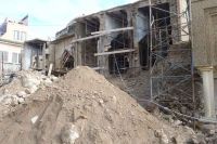 ضريح سيدي عمر بوعوادة أثناء أشغال تدعيم الضريح وإزالة السور الآيل للسقوط