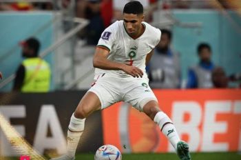 تغييرات منتظرة في تشكيلة الأسود أمام منتخب البيرو