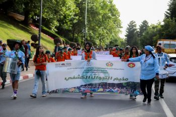بالصور.. كرنفال الماء والغابة يقص شريط فعاليات الدورة السابعة لمهرجان إفران الدولي