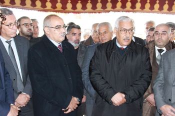 بالصور.. عامل عمالة مكناس يدشن مركزا لتفتح الشباب بجماعة تولال