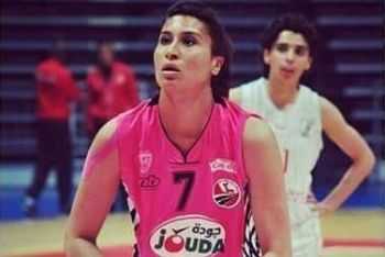 النادي المكناسي لكرة السلة ينتدب اللاعبة التونسية هدى الحمروني