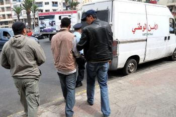 الشرطة القضائية تتمكن من توقيف مروج للمخدرات بمدينة الحاجب