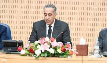 توشيح 139 إطارا وموظفا من المديرية العامة لمراقبة التراب الوطني بأوسمة ملكية