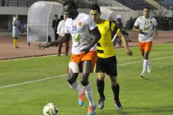 المغرب الفاسي يكتفي بالتعادل في ميدانه أمام النهضة البركانية