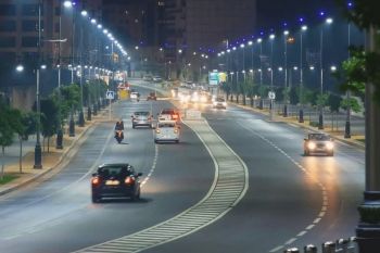 بعد سنوات من الظلام.. هذا هو المشروع الذي سينهي معاناة مكناس مع الإنارة العمومية