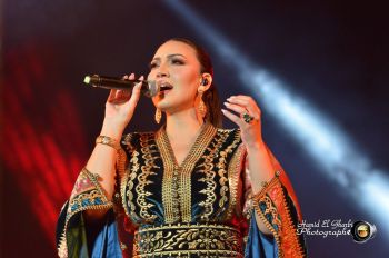 ستبقى محفورة في الذاكرة.. هذا ما قالته الفنانة أسماء لمنور عن مشاركتها في مهرجان عيساوة بمكناس 