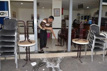 سلطات الحاجب تصدر قرارا بإغلاق مجموعة من المقاهي بسبب كورونا