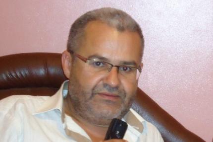 أستاذ جامعي بمكناس يتهم طلبة عدليين بالاعتداء عليه