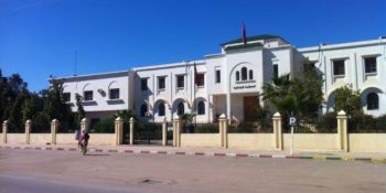 قانون العقوبات البديلة.. تفاصيل حكم استبدل عقوبة حبسية بمئات ساعات العمل لمتهم بالسرقة بالفقيه بن صالح