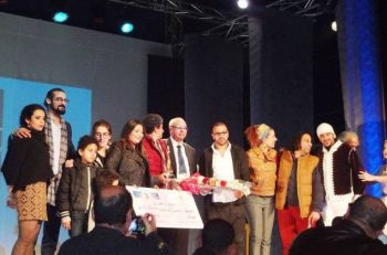 مسرح 'الشامات' ينتقم لمكناس ويتوج بالجائزة الكبرى للمهرجان الوطني للمسرح المرحل إلى تطوان