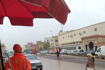وسط استحسان الساكنة ومستعملي الطريق.. سلطات المقاطعة الثامنة تحرر الشارع العام بسويقة مرجان
