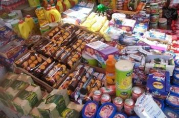 جمارك فاس تحجز مواد غذائية منتهية الصلاحية مهربة من الجزائر