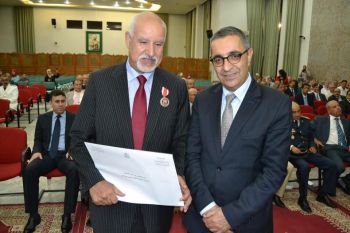 توشيح صدر الأستاذ هاشم الخياطي بوسام الاستحقاق الوطني من الدرجة الأولى