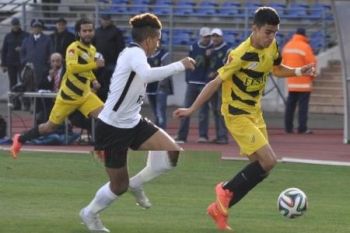 المغرب الفاسي يكتفي بتعادلٍ بطعم الخسارة أمام أولمبيك آسفي
