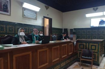 بالصور : ابتدائية مكناس تعقد أول جلسة محاكمة عن بعد