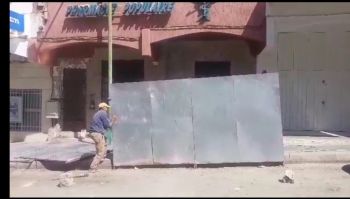 الجماعة تقوم بهذا الإجراء تجاوبا مع مطالب التجار وتمهيدا لفتح سوق الجميلية لإيواء الباعة الجائلين