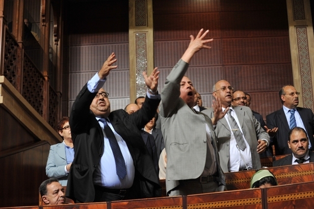 رئيس جهة مكناس تافيلالت الاتحادي سعيد شباعتو يتلاكم مع زميل له في الحزب