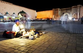 مفارقة ثقافية بجهة فاس مكناس.. مبادرة تعيد الحياة لباب أبي الجنود بفاس وساحة لهديم بمكناس تغرق في صمت الإهمال