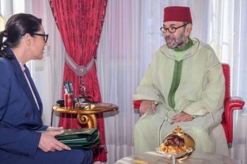 جلالة الملك يستقبل رئيسة الحكومة المكلفة بتشكيل الحكومة الجديدة