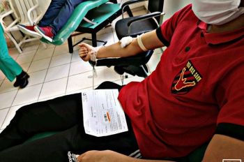 مكناس : شباب الريدمان والكشفية الحسنية ينخرطون في حملة التبرع بالدم بمناسبة اليوم العالمي للمتبرع (صور)
