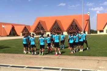 مدينة إفران قِبلة الأندية الوطنية والأجنبية لإقامة معسكراتها التدريبية