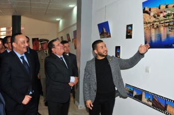 وزير الثقافة يفتتح المعرض الجهوي العاشر للكتاب لمدينة خنيفرة