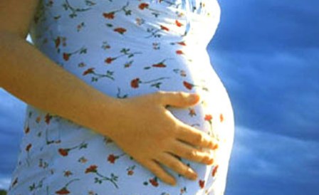 وفاة حامل بمصحة خاصة بمكناس وأسرة الضحية ترفع شكاية ضد الطبيب المعالج