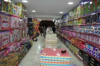 بالصور افتتاح أول سوق ممتاز بمكناس خاص ببيع مستلزمات الأطفال 