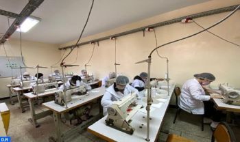 مندوبية السجون تطلق مشروع لتصنيع الكمامات من طرف النزيلات بطاقة إنتاجية تبلغ 20 ألف كمامة يوميا