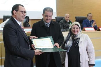 مدير أكاديمية فاس مكناس يترأس ندوة علمية حول موضوع