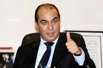 وزير الشباب و الرياضة يحل بازرو لاحتواء تمرد الجمعيات على قطاعه بإقليم إفران