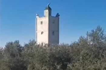 بعد الغموض الذي يلف مصير مسجد الإماراتي بآيت يعزم.. معاناة ساكنة دوار آيت يكو من إغلاق مسجد منذ 6 سنوات