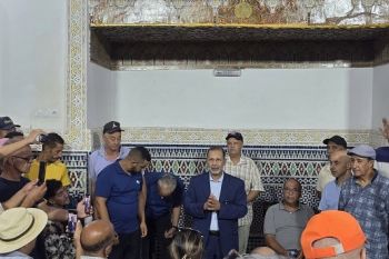 عباس الومغاري يطلق حملته الانتخابية من قلب المدينة العتيقة بمكناس وسط استقبال كبير