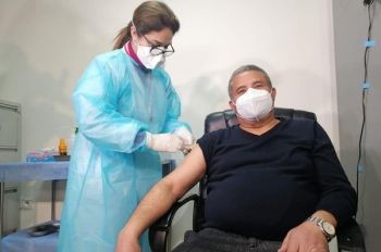 بالأرقام : هذا عدد الملقحين بمكناس وباقي أقاليم الجهة وعدد الجرعات المحقونة
