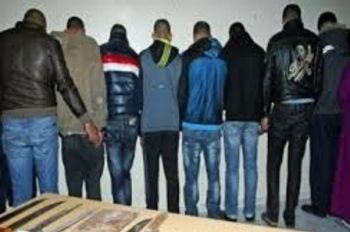 تفكيك شبكة إجرامية خطيرة بمكناس تنشط في ميدان اعتراض السبيل والسرقة بالعنف