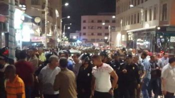 قوات الأمن تتدخل بقوة لتفريق وقفة احتجاجية بمكناس ومحامي يتعرض للصفع