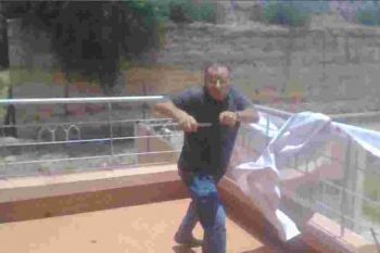 عزل نائب عميد كلية الآداب بمكناس من منصبه بعد هجومه بالسلاح الأبيض على الأساتذة