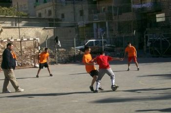 الحاجب : تنظيم دوري في كرة القدم المصغرة لفائدة فرق الأحياء