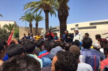 مطالب اجتماعية تخرج ساكنة دوار بجماعة زرهون للاحتجاج أمام عمالة مكناس