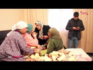 دموع وزغاريد وتقبيل الأيادي لحظة الصلح بين بوطازوت وأسرة خولة