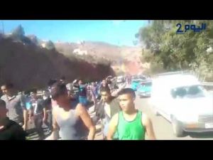  جنازة بائع السمك بالحسيمة تتحول إلى مسيرة احتجاجية