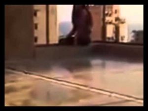 زوج يصور زوجته لحظة انتحارها - تحذير مشاهد عنيفة