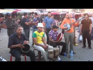 فن الحلقة في ساحة لهديم بمدينة مكناس